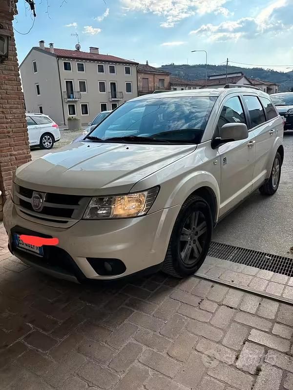 Usata Fiat Freemont 2013 Bianco SUV