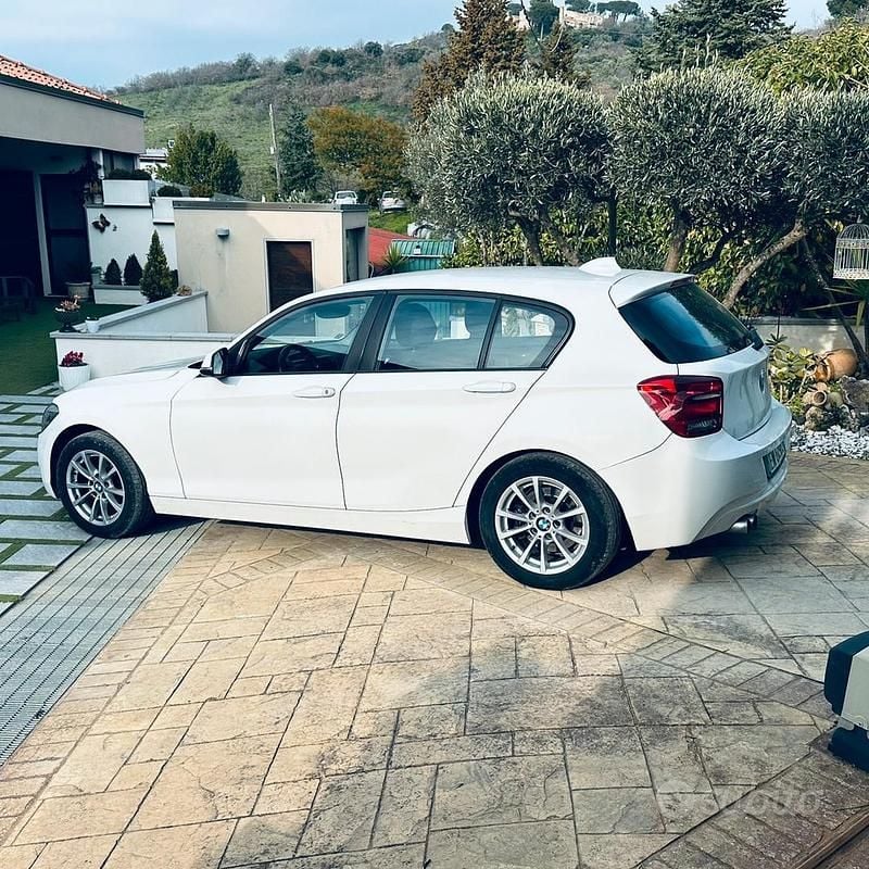 Usata BMW 125 218 CV (160 kW) 2012 Bianco Utilitaria