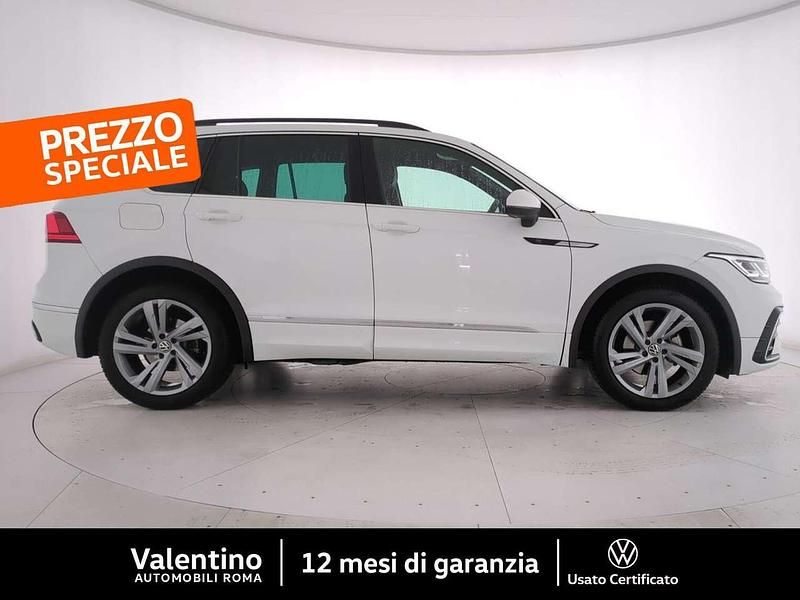 Usata VW Tiguan R-line 150 CV (110 kW) 2023 Bianco SUV