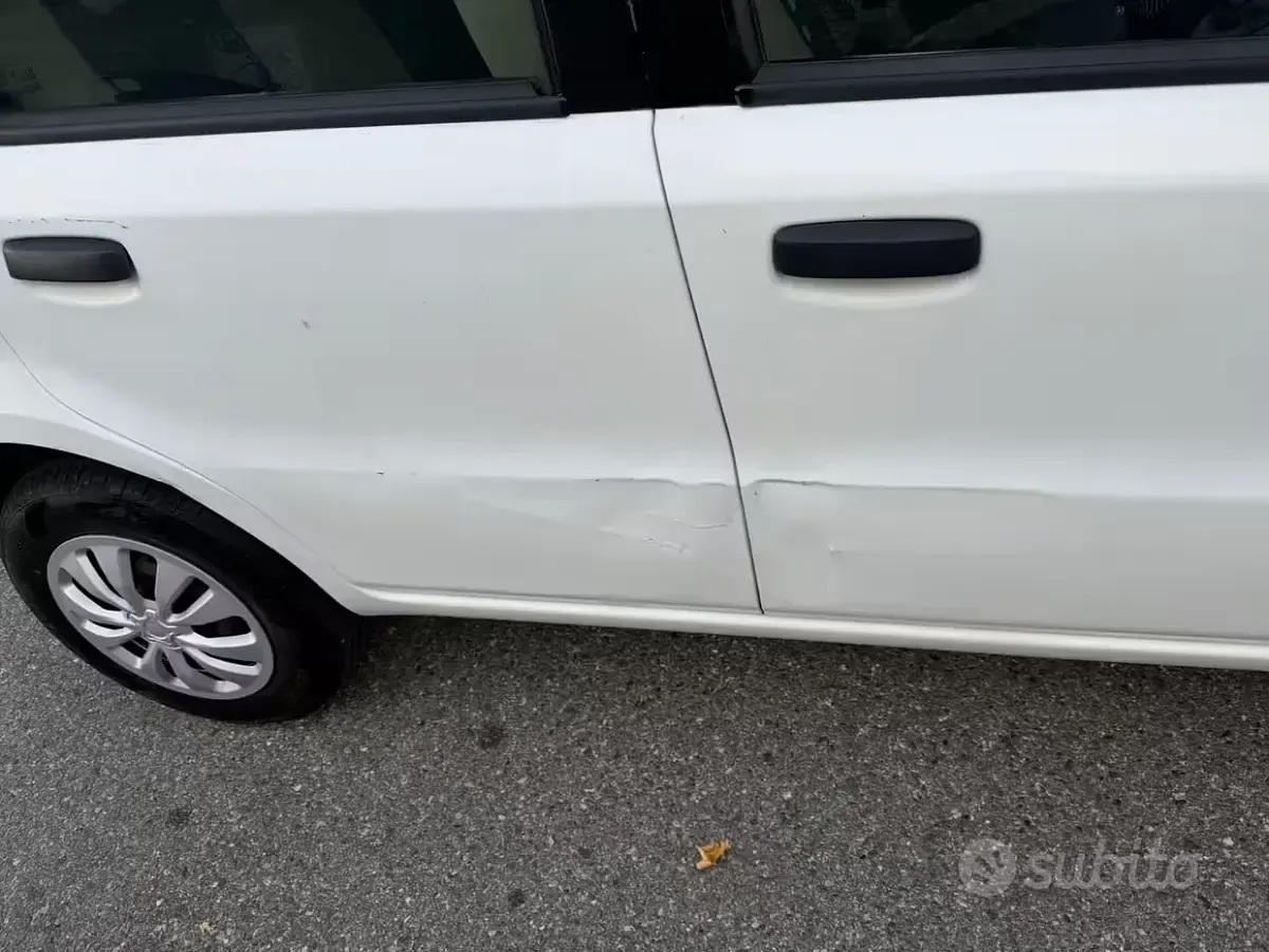 Usata Fiat Panda 60 CV (44 kW) 2004 Bianco Utilitaria