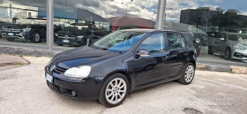 Usata VW Golf IV Sportline 140 CV (102 kW) 2005 Nero Berlina