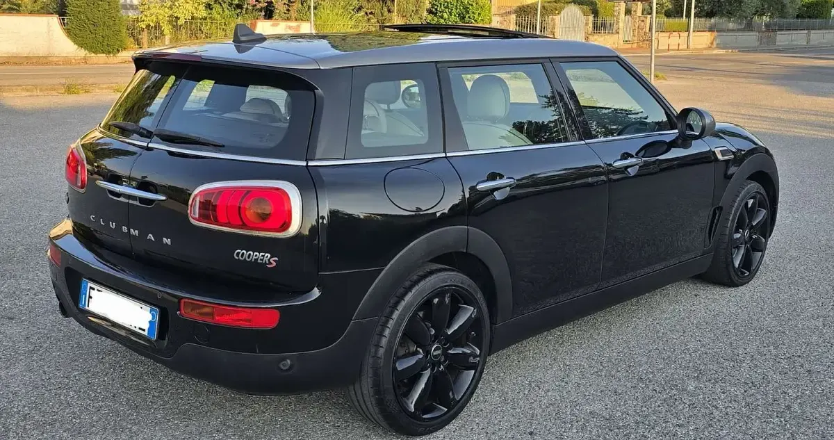 Usata Mini Cooper D Clubman 150 CV (110 kW) 2017 Nero Station wagon