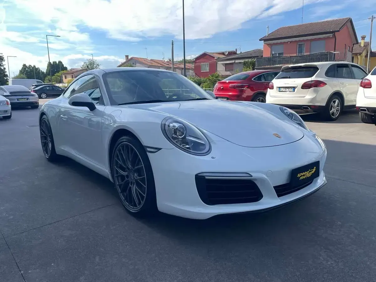 Usata Porsche 911 Carrera 370 CV (272 kW) 2016 Carrara Coupé