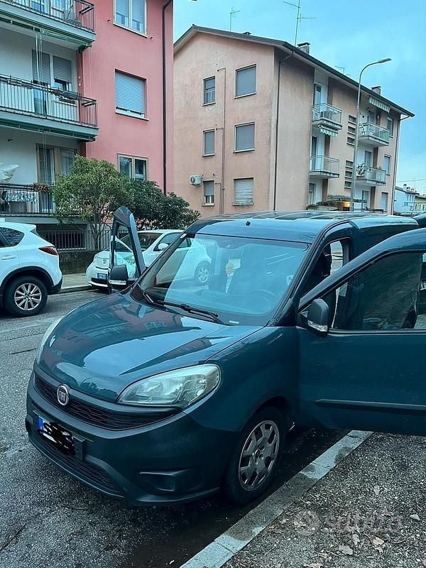 Usata Fiat Doblò 95 CV (69 kW) 2018 Monovolume