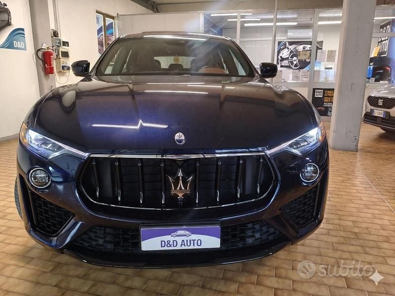 Usata Maserati Levante GT 330 CV (242 kW) 2021 Blu SUV