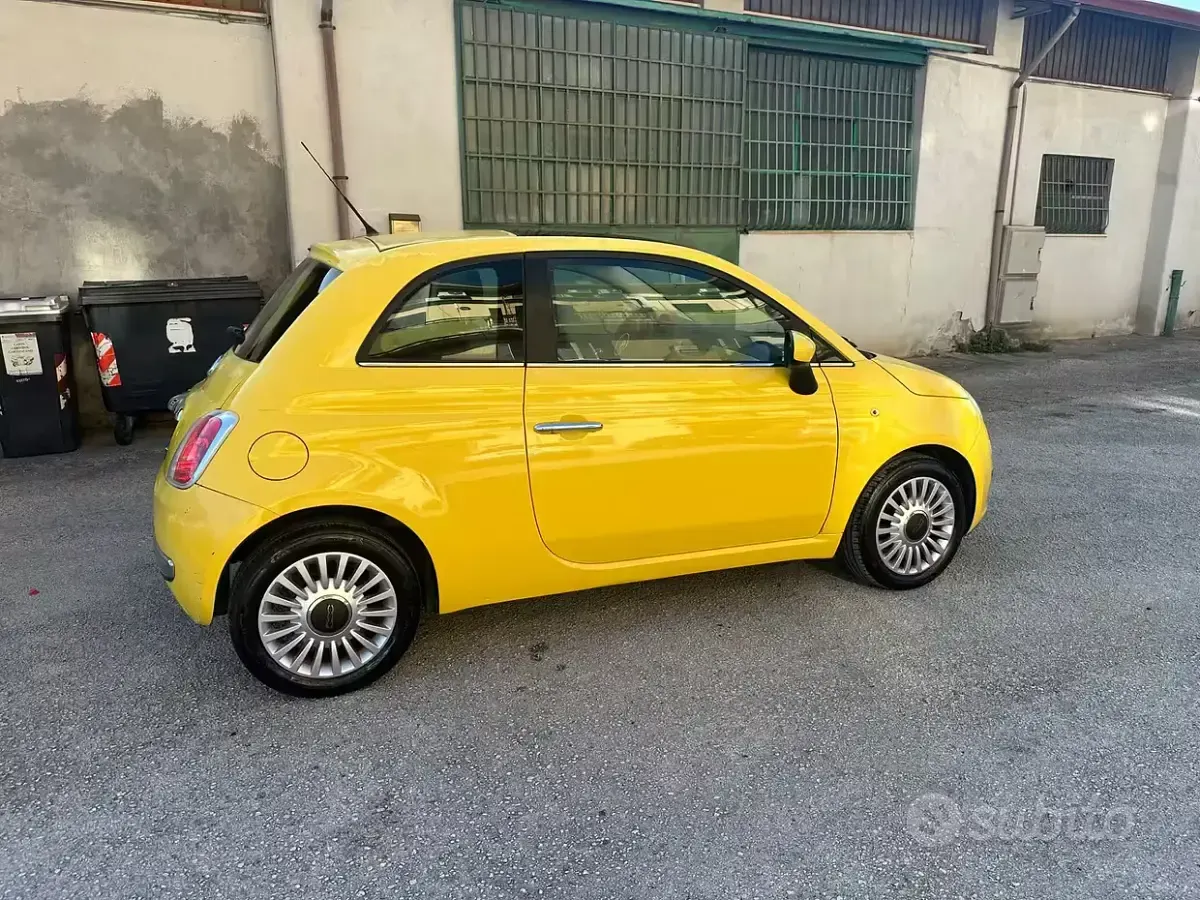 Usata Fiat 500 Lounge 69 CV (50 kW) 2009 Giallo Cabrio
