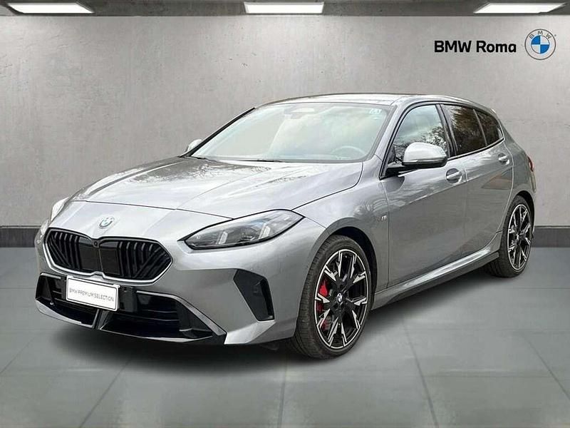Usata BMW 118 Comfort Edition 150 CV (110 kW) 2024 Skyscraper grey metallic Utilitaria