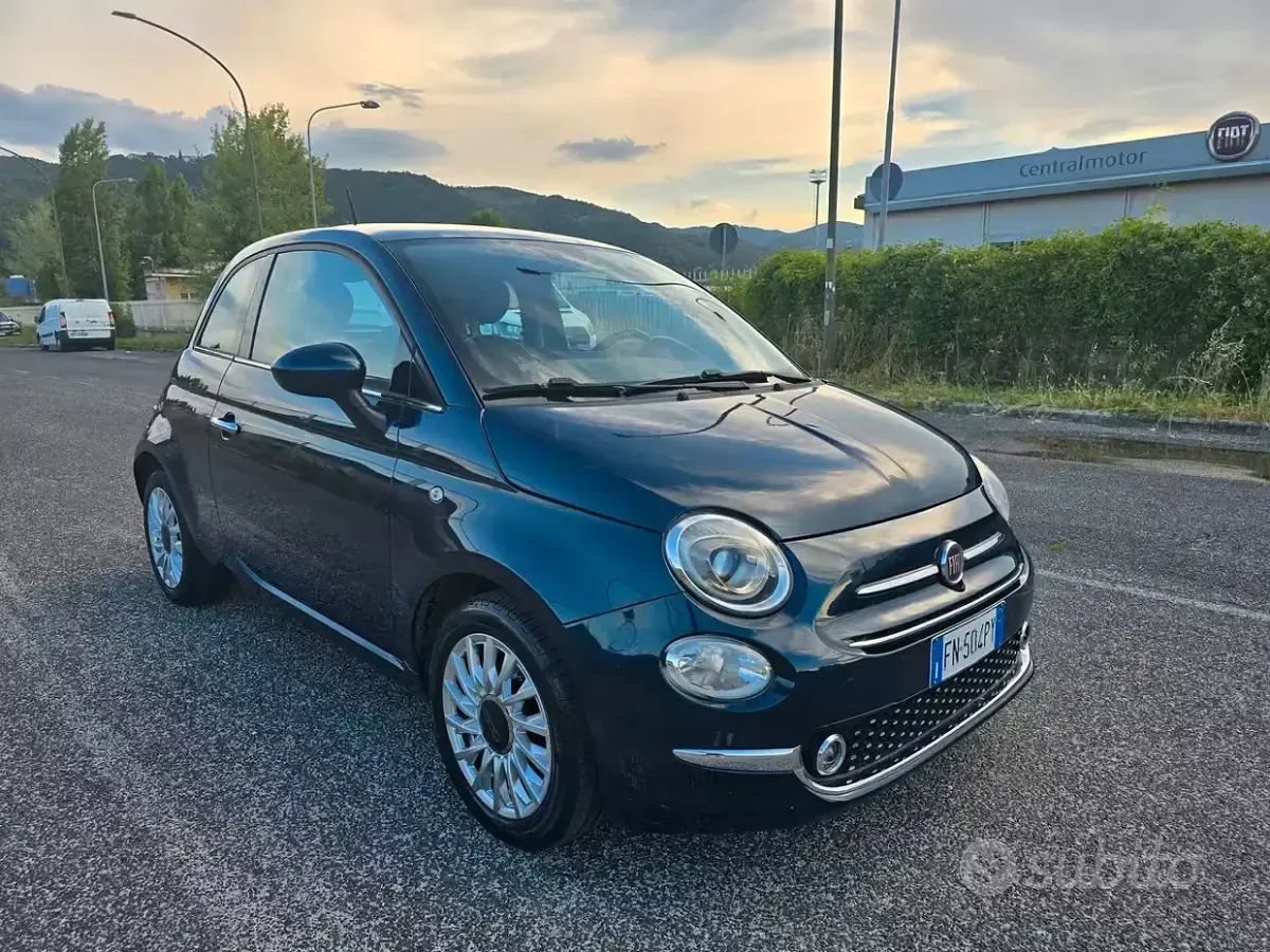 Usata Fiat 500 Lounge 69 CV (50 kW) 2018 Blu Berlina
