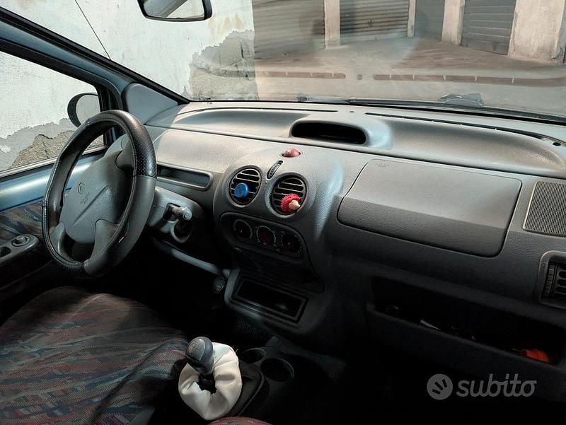 Usata Renault Twingo 2003 Blu Utilitaria