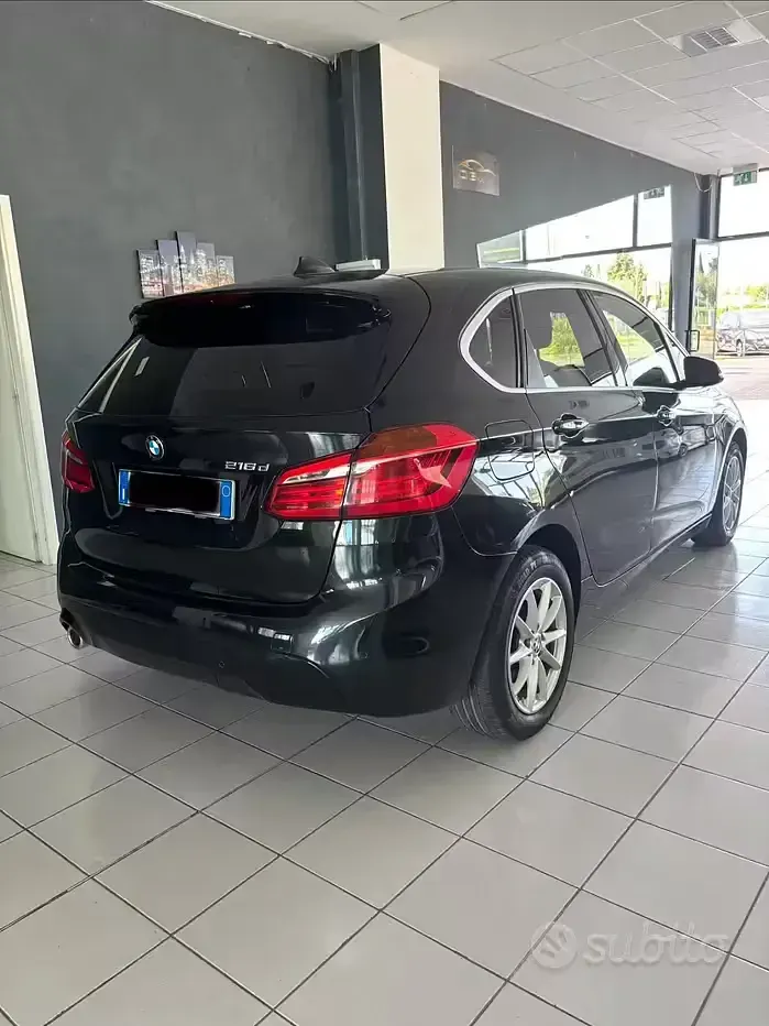 Usata BMW 216 Active Tourer Luxury Line 116 CV (85 kW) 2019 Nero Monovolume