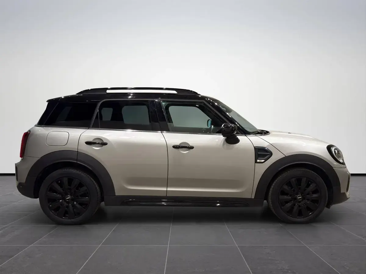 Usata Mini Cooper D Countryman Essential 150 CV (110 kW) 2022 Grigio SUV