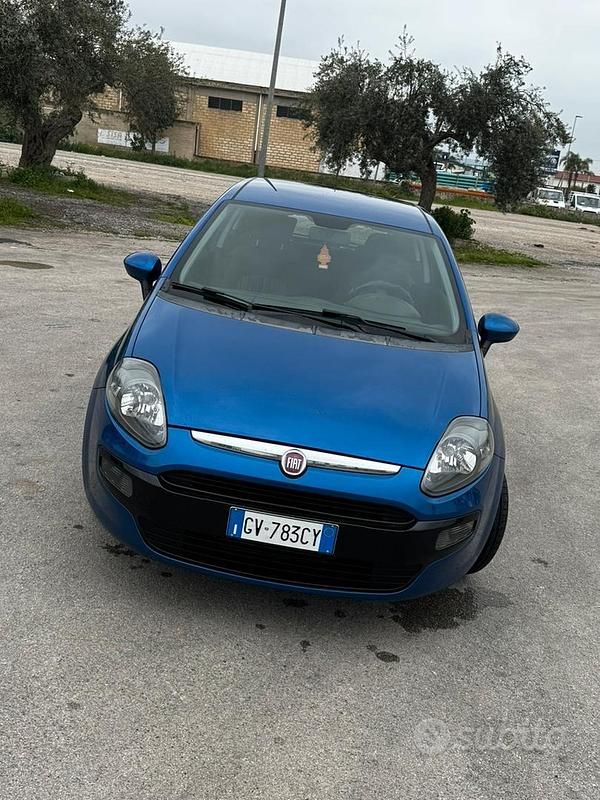 Usata Fiat Punto Evo 2011 Blu Utilitaria
