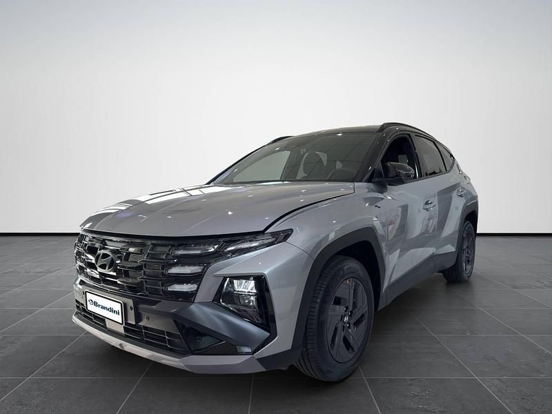 Nuova Hyundai Tucson 150 CV (110 kW) 2026 Shimmering silver  two tone SUV