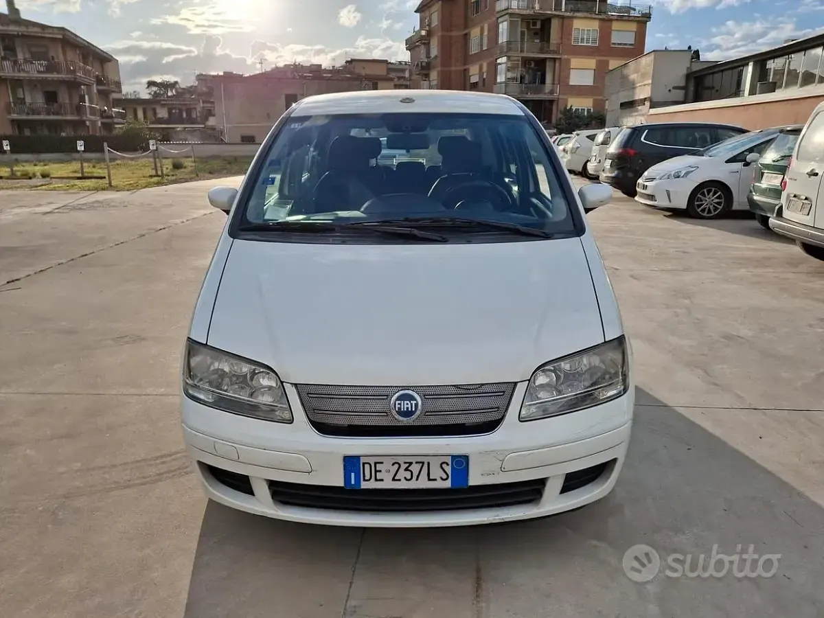 Usata Fiat Idea 90 CV (66 kW) 2006 Monovolume