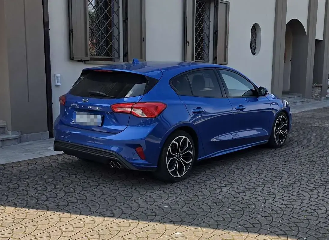 Usata Ford Focus ST-Line 120 CV (88 kW) 2018 Berlina