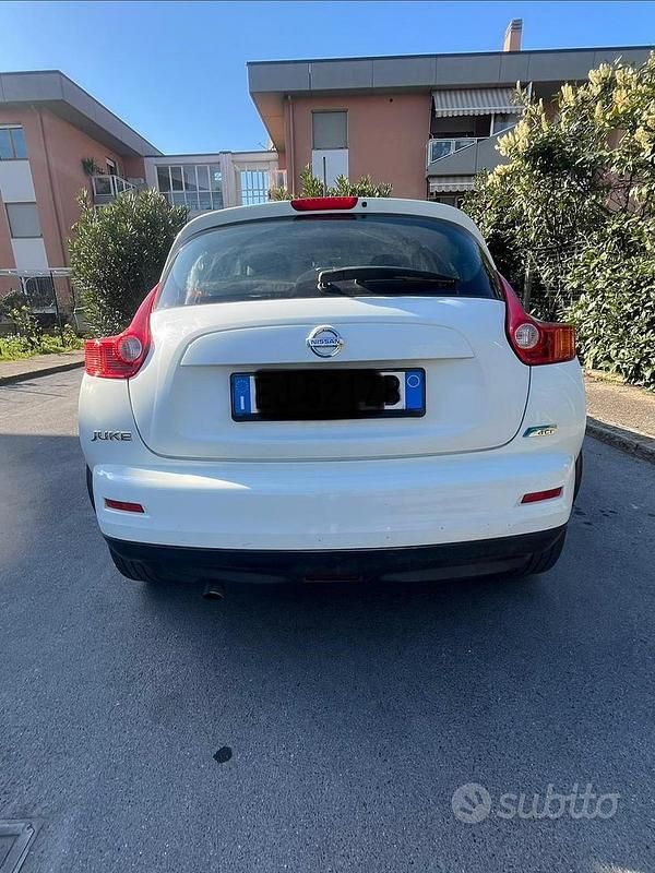 Usata Nissan Juke Acenta 110 CV (80 kW) 2011 Bianco SUV