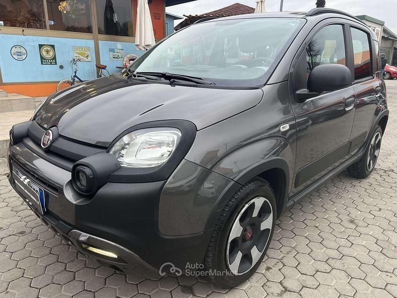 Usata Fiat Panda Cross Cross 69 CV (50 kW) 2021 Grigio Utilitaria
