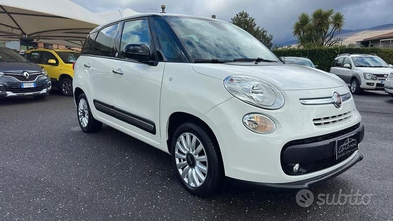 Usata Fiat 500L Lounge 120 CV (88 kW) 2015 Bianco Monovolume