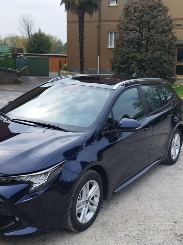 Usata Toyota Corolla 98 CV (72 kW) 2022 Blu Station wagon