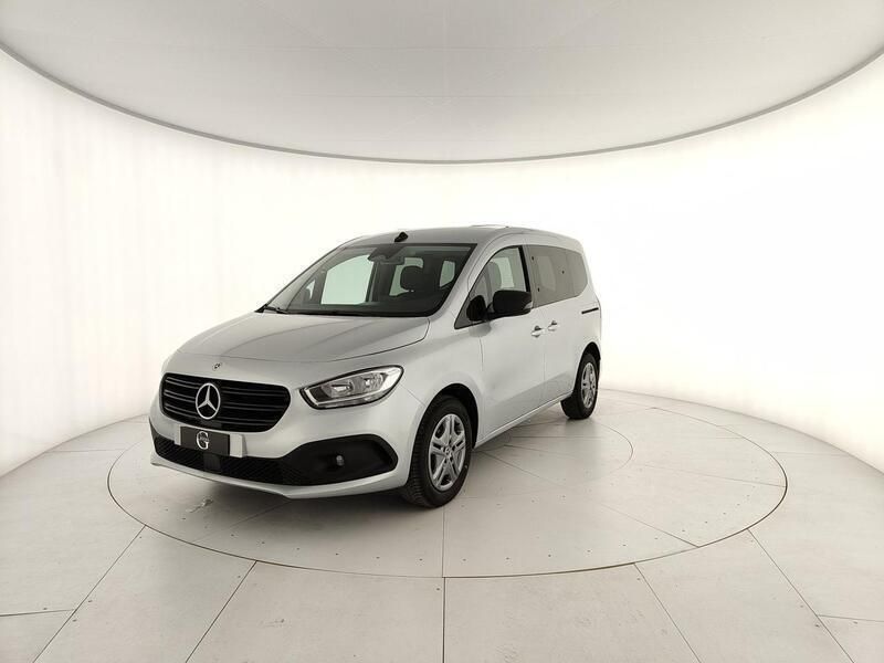 Grigio Nuova 2025 Mercedes Citan 112 Station wagon | 24.700 € (Ottimo prezzo) - Immagine 1/4