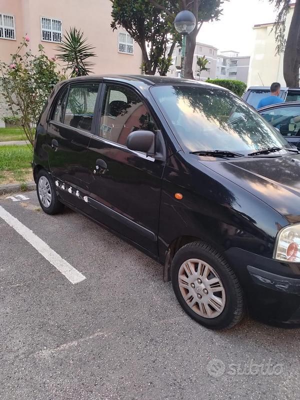 Käytetty Hyundai Atos 63 HP (46 kW) 2006 Musta Viistoperä