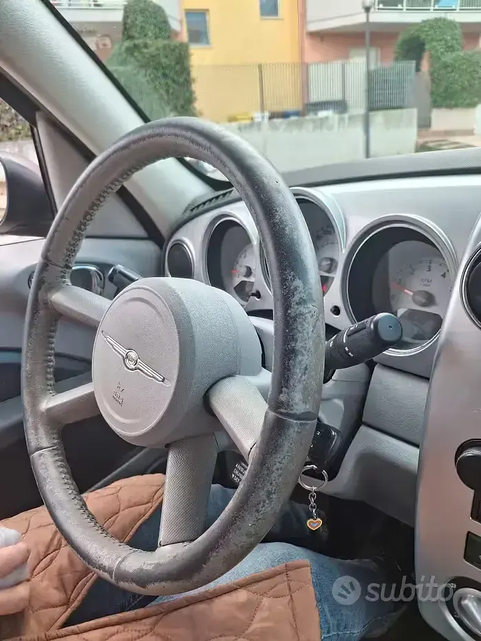Usata Chrysler PT Cruiser Limited 150 CV (110 kW) 2006 Grigio Berlina