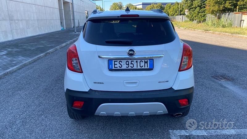 Bianco Usata 2013 Opel Mokka Cosmo SUV | 7500 € (Buon prezzo) - Immagine 1/4