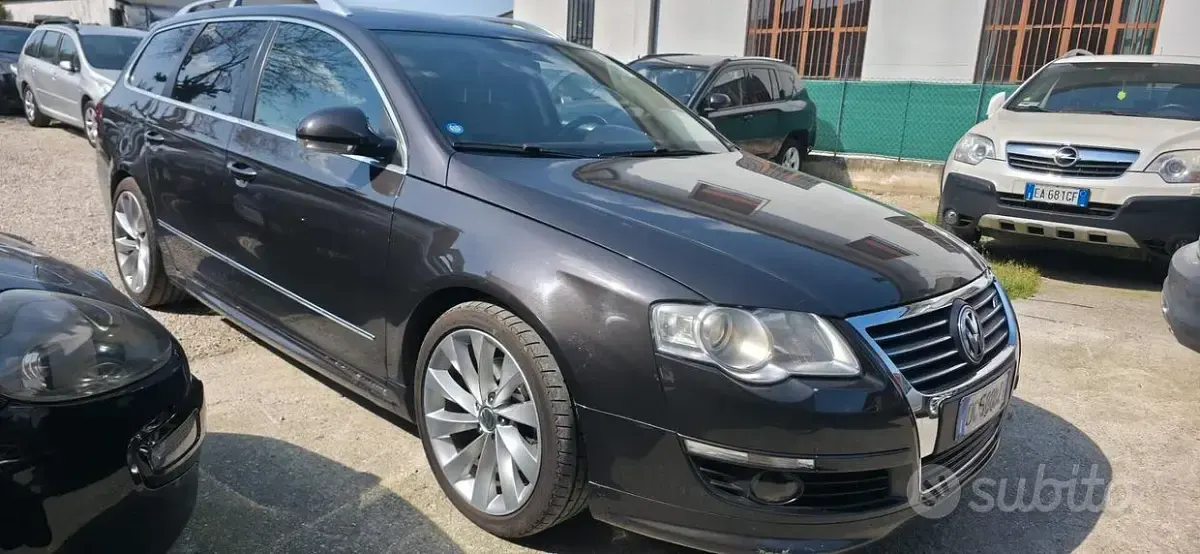 Usata VW Passat Sportline 140 CV (102 kW) 2007 Grigio Station wagon