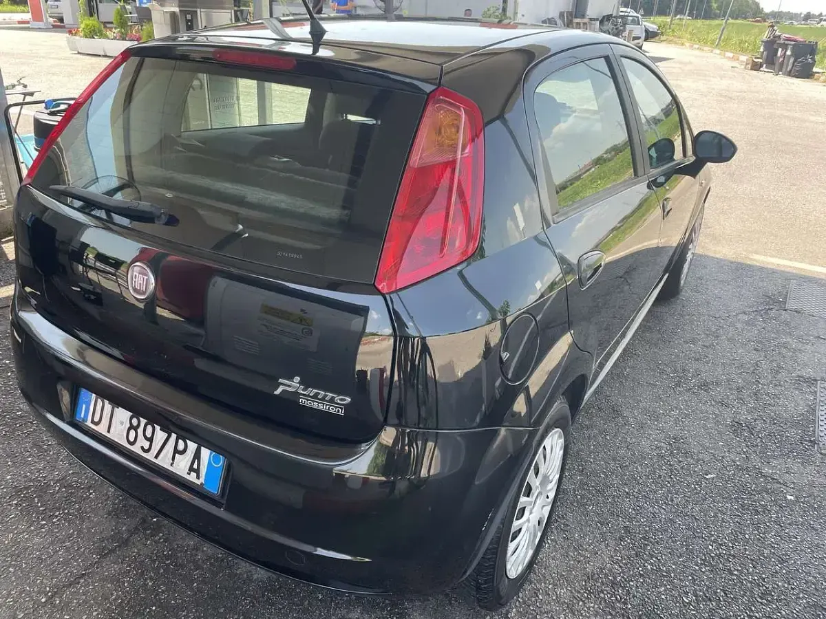 Usata Fiat Grande Punto Dynamic 65 CV (47 kW) 2009 Other Utilitaria