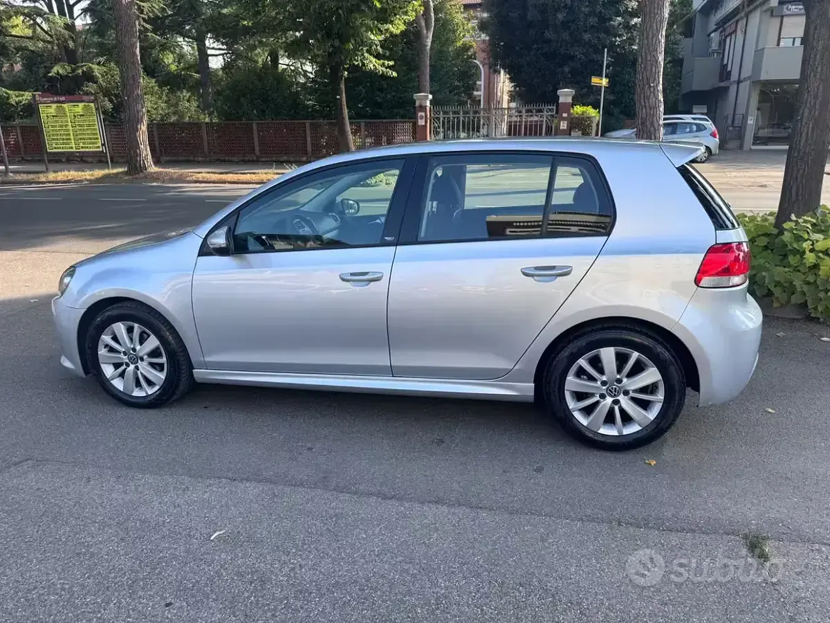 Usata VW Golf VII 105 CV (77 kW) 2012 Grigio Berlina