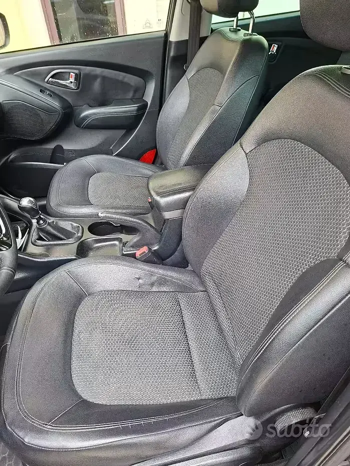 Usata Hyundai ix35 115 CV (84 kW) 2011 Nero SUV