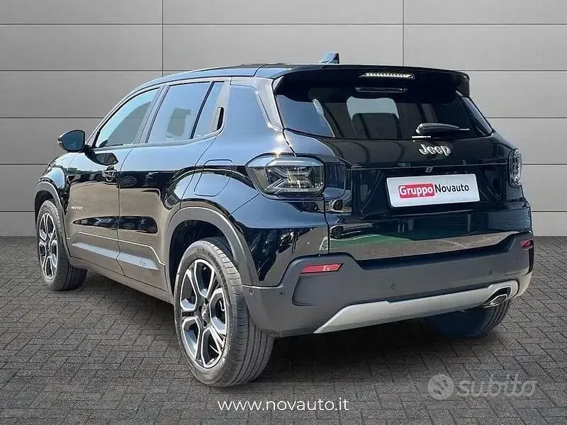 Usata Jeep Avenger Summit 101 CV (74 kW) 2023 Nero SUV
