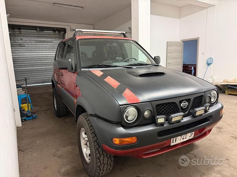 Usata Nissan Terrano 125 CV (91 kW) 1996 Rosso SUV