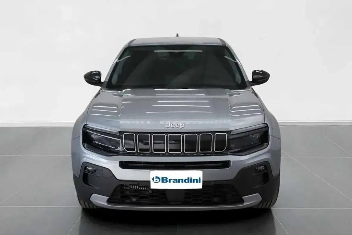 Nuova Jeep Avenger Summit 101 CV (74 kW) 2026 Gray SUV