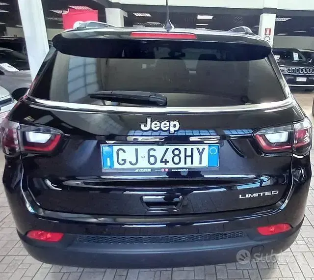 Usata Jeep Compass Limited 131 CV (96 kW) 2022 Nero SUV