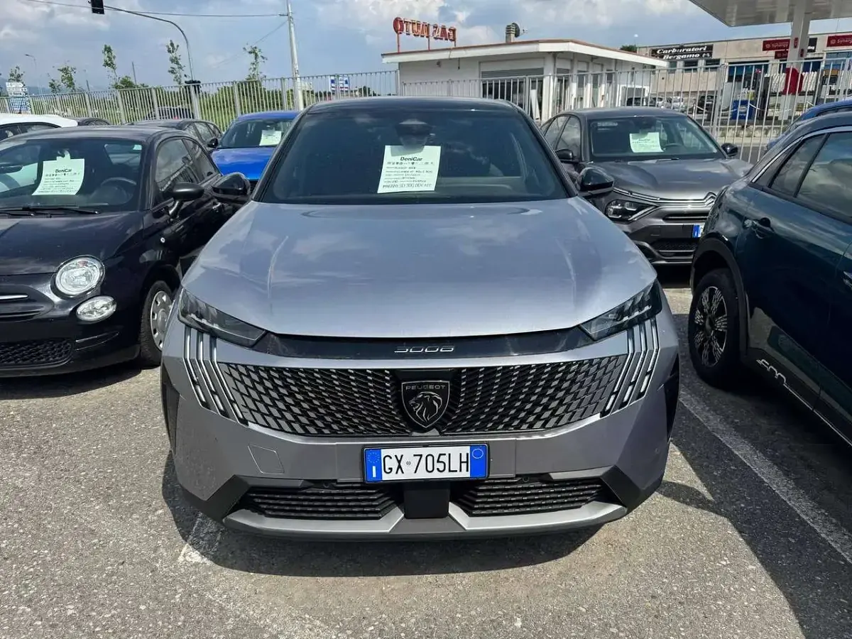 Usata Peugeot 3008 GTi 136 CV (100 kW) 2025 Grigio SUV