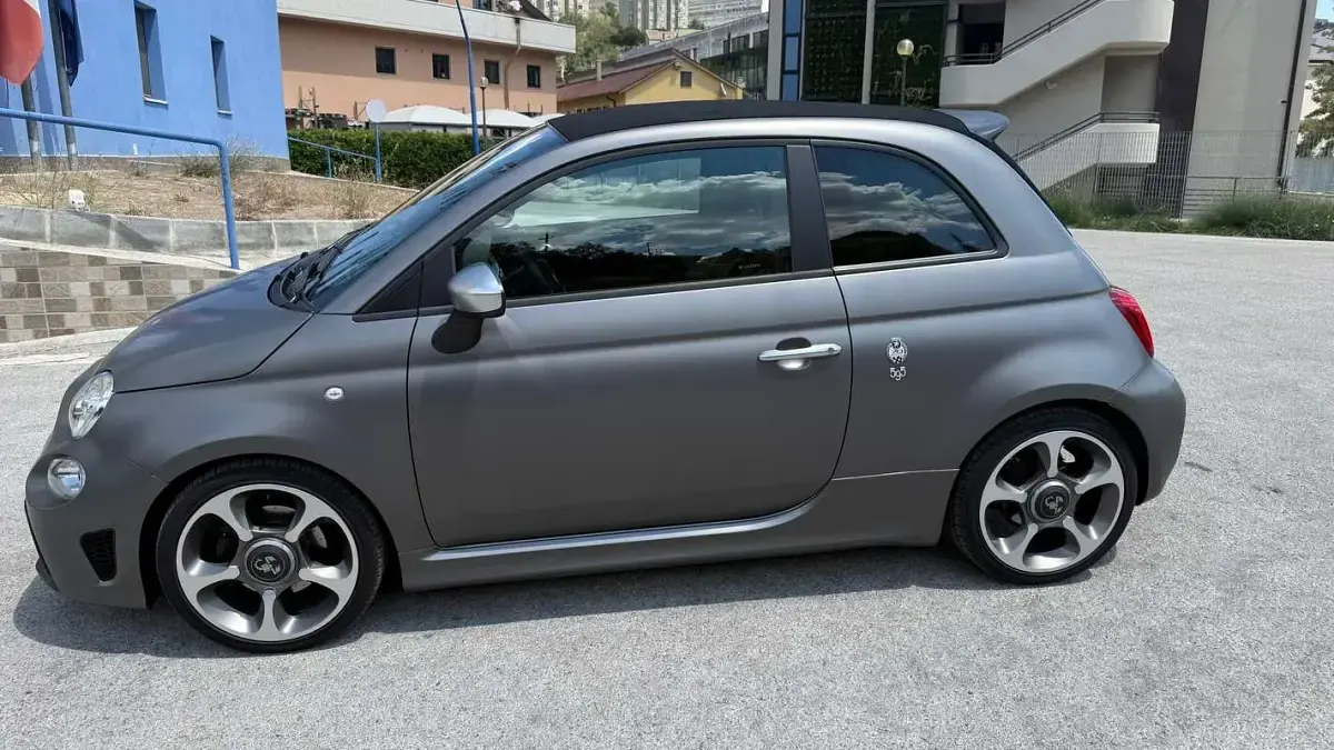 Usata Abarth 595 Turismo 165 CV (121 kW) 2019 Grigio Cabrio