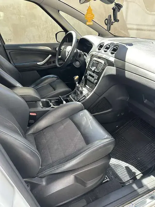 Usata Ford S-MAX Titanium 163 CV (119 kW) 2011 Monovolume
