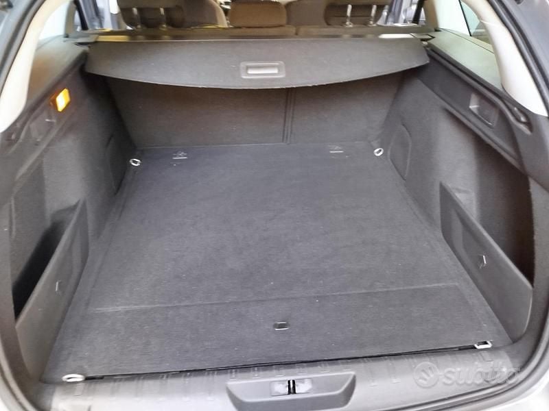 Usata Peugeot 308 SW 131 CV (96 kW) 2021 Grigio Station wagon
