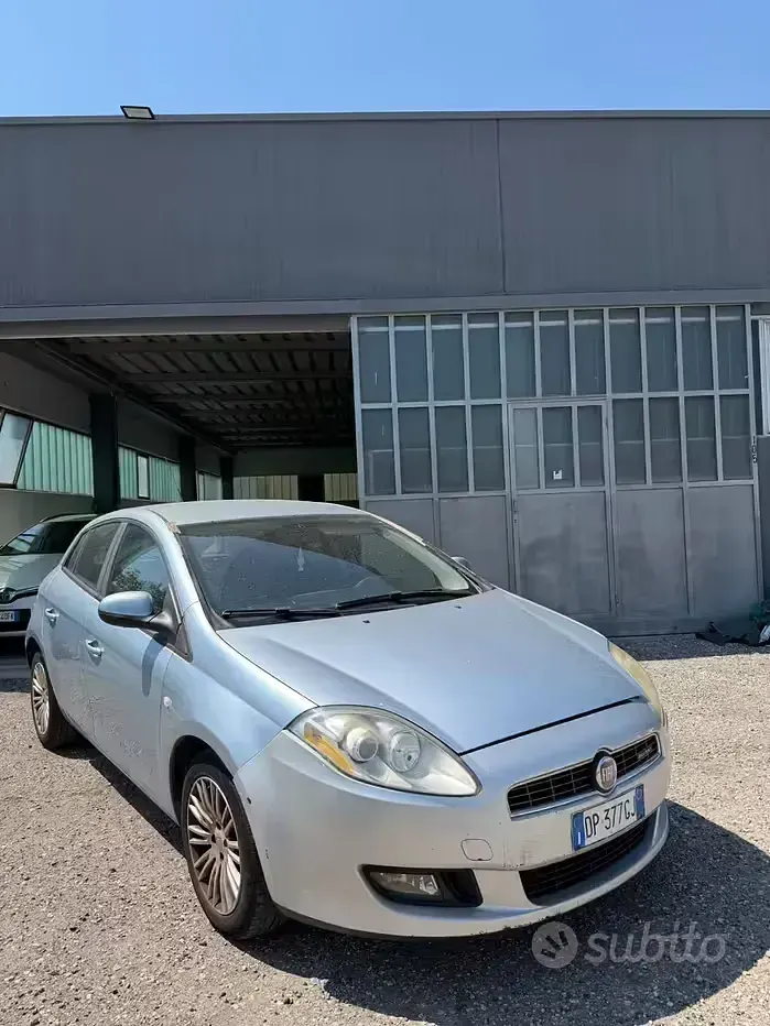 Usata Fiat Bravo Emotion 120 CV (88 kW) 2008 Grigio Utilitaria