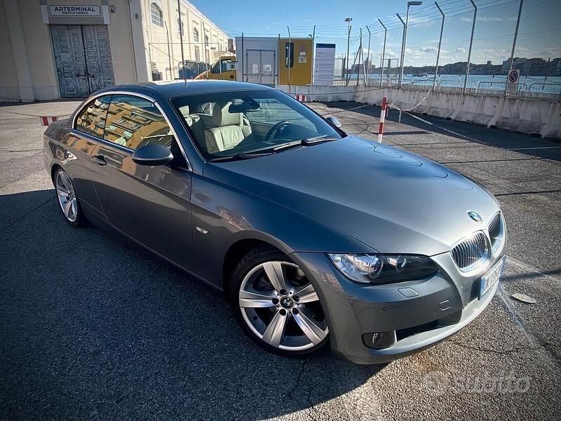 Grigio Usata 2007 BMW 325 Cabriolet Cabrio | 13.000 € (Ottimo prezzo) - Immagine 1/4