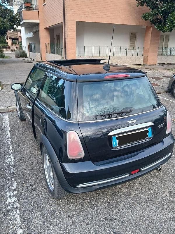 Usata Mini ONE 116 CV (85 kW) 2005 Nero Utilitaria