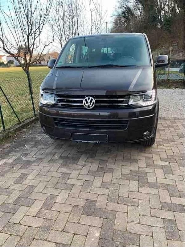 Usata VW T5 Match 180 CV (132 kW) 2012 Viola Furgone