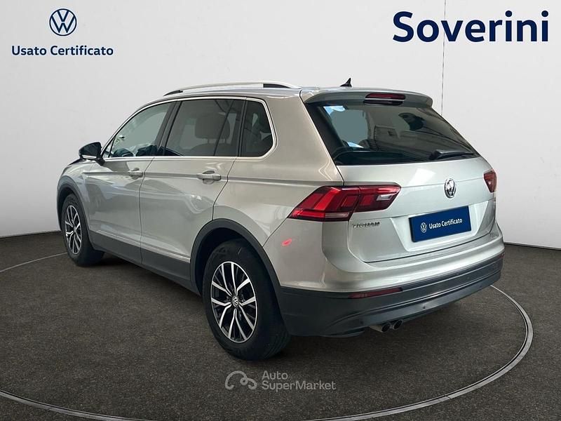 Usata VW Tiguan Business 131 CV (96 kW) 2020 Argento SUV