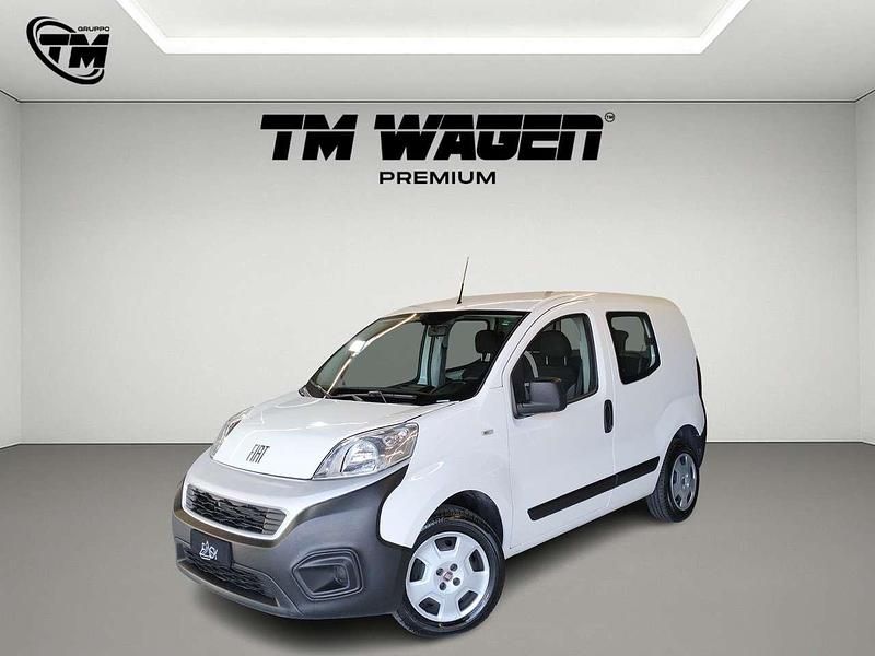 Bianco Usata 2023 Fiat Fiorino Monovolume | 10.900 € (Buon prezzo) - Immagine 1/4