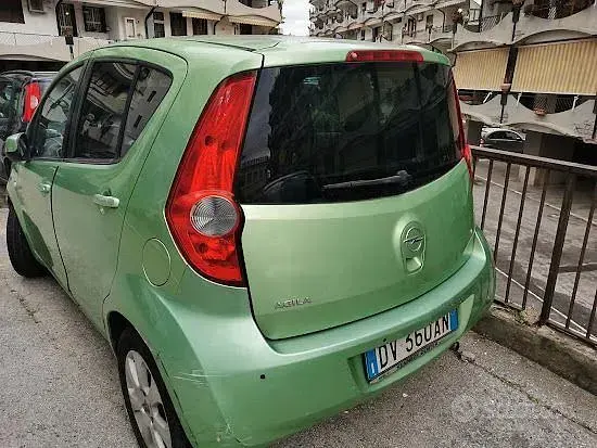 Usata Opel Agila 86 CV (63 kW) 2008 Verde Utilitaria