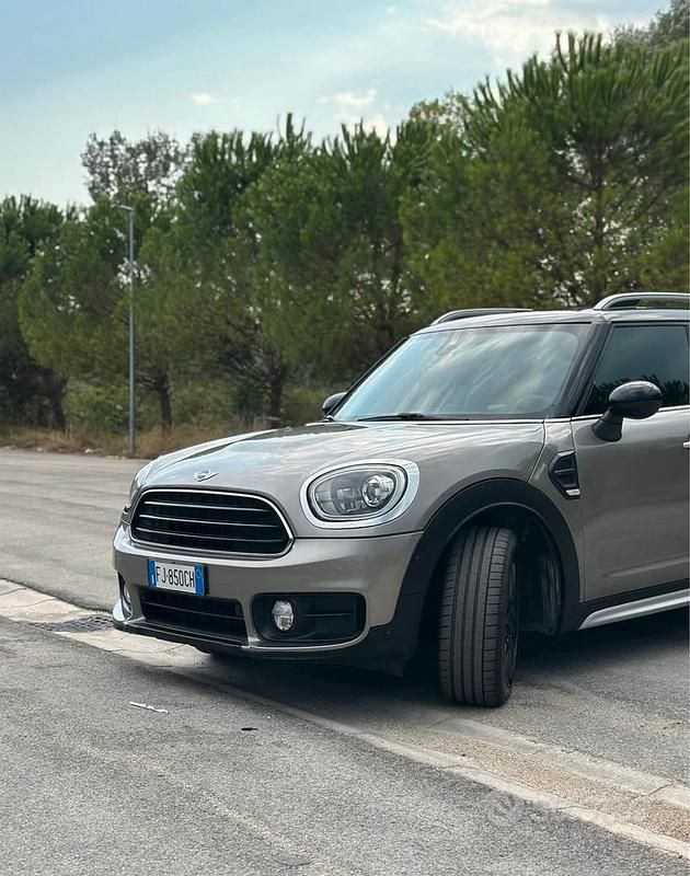 Usata Mini Cooper Countryman 150 CV (110 kW) 2017 Grigio SUV