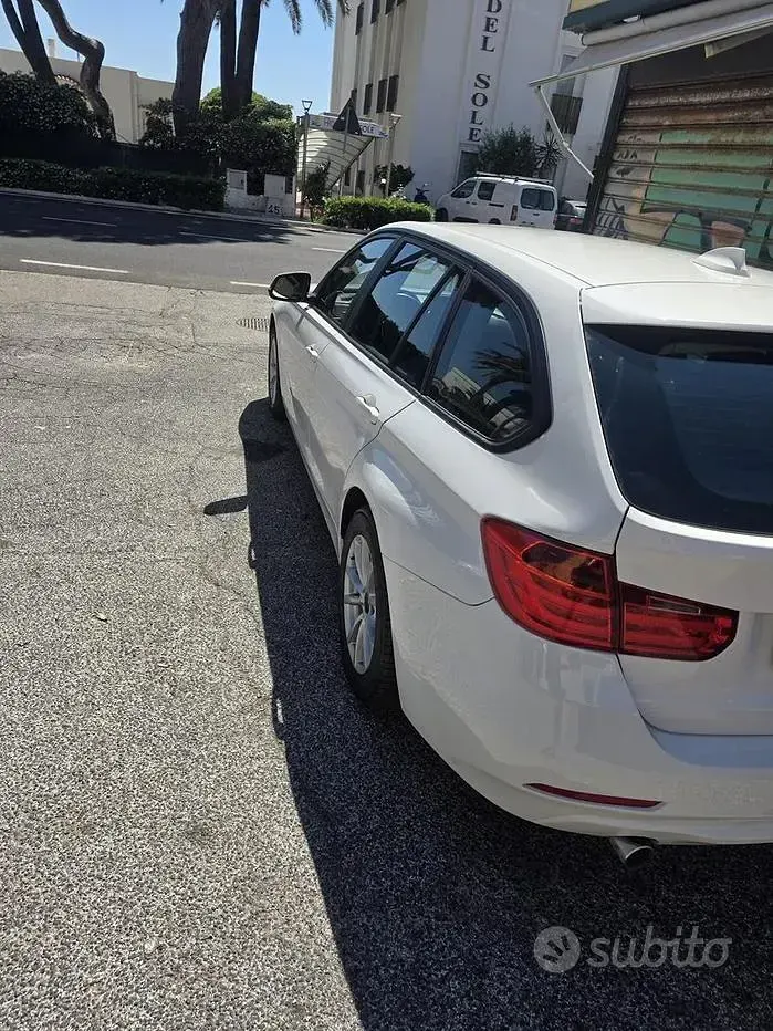Usata BMW 316 Luxury Line 116 CV (85 kW) 2013 Bianco Station wagon