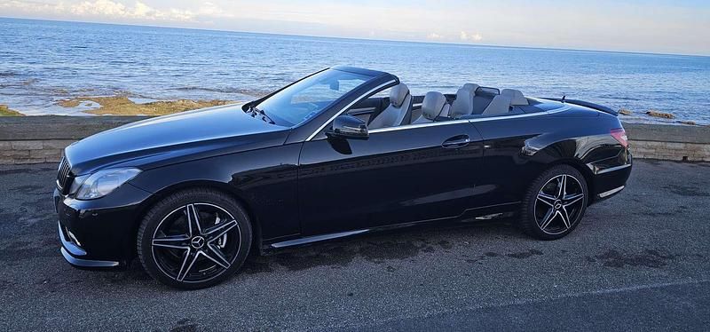 Usata Mercedes E250 Executive 204 CV (150 kW) 2011 Nero Cabrio