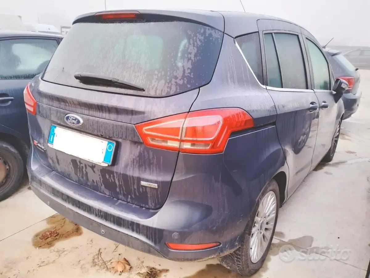 Usata Ford B-MAX 100 CV (73 kW) 2013 Blu Monovolume